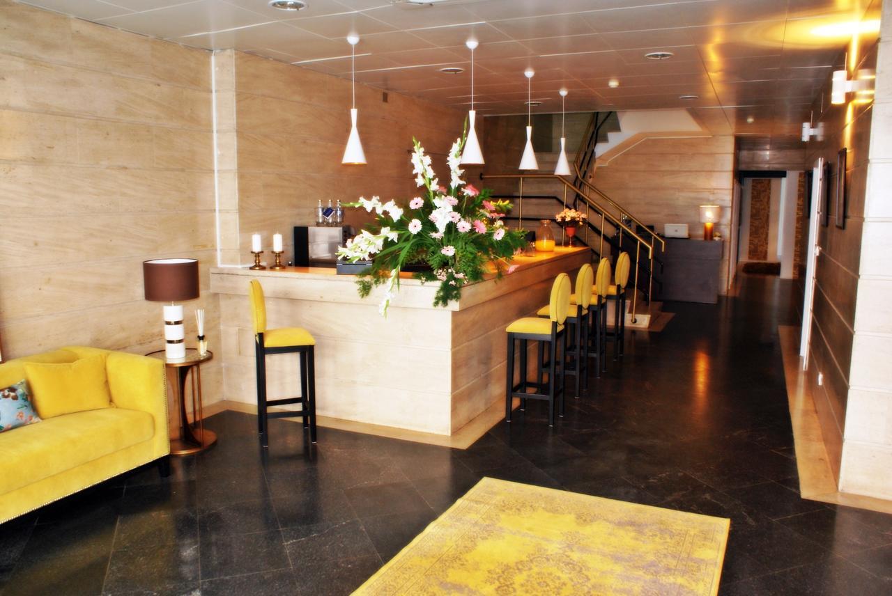 Acomodação com café da manhã  Garden Prince Suites