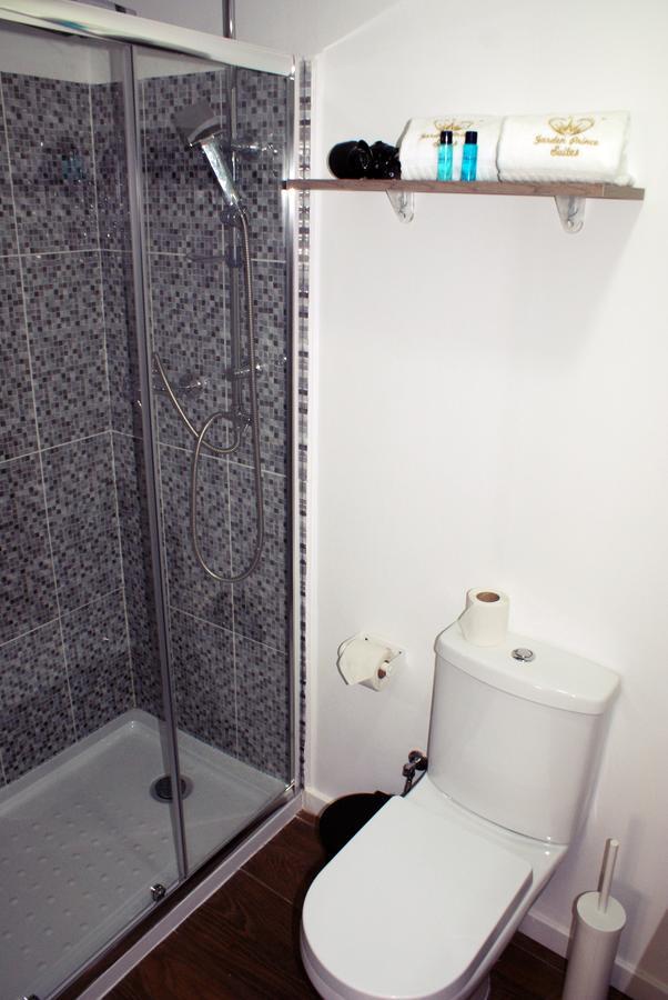 Acomodação com café da manhã  Garden Prince Suites Lisboa